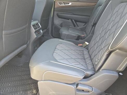 New 2026 Volkswagen Atlas SEL Premium R-Line image 22