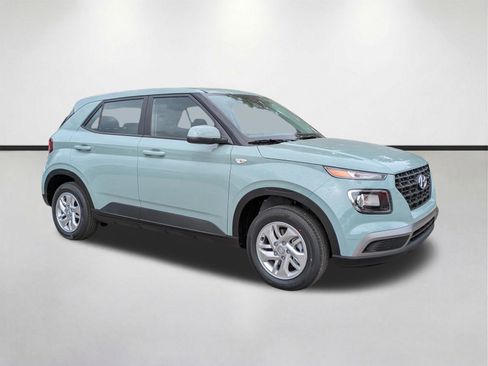 New 2026 Hyundai Venue SE FWD image 1