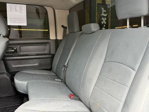 Used 2017 RAM 2500 Tradesman w/ Chrome Appearance Group AWD/4WD image 15