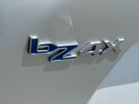 Used 2024 Toyota bZ4X XLE w/ Weather Package image 27
