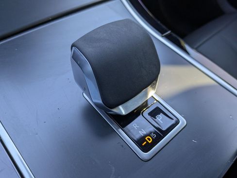 Used 2024 Land Rover Range Rover Velar Dynamic SE image 20