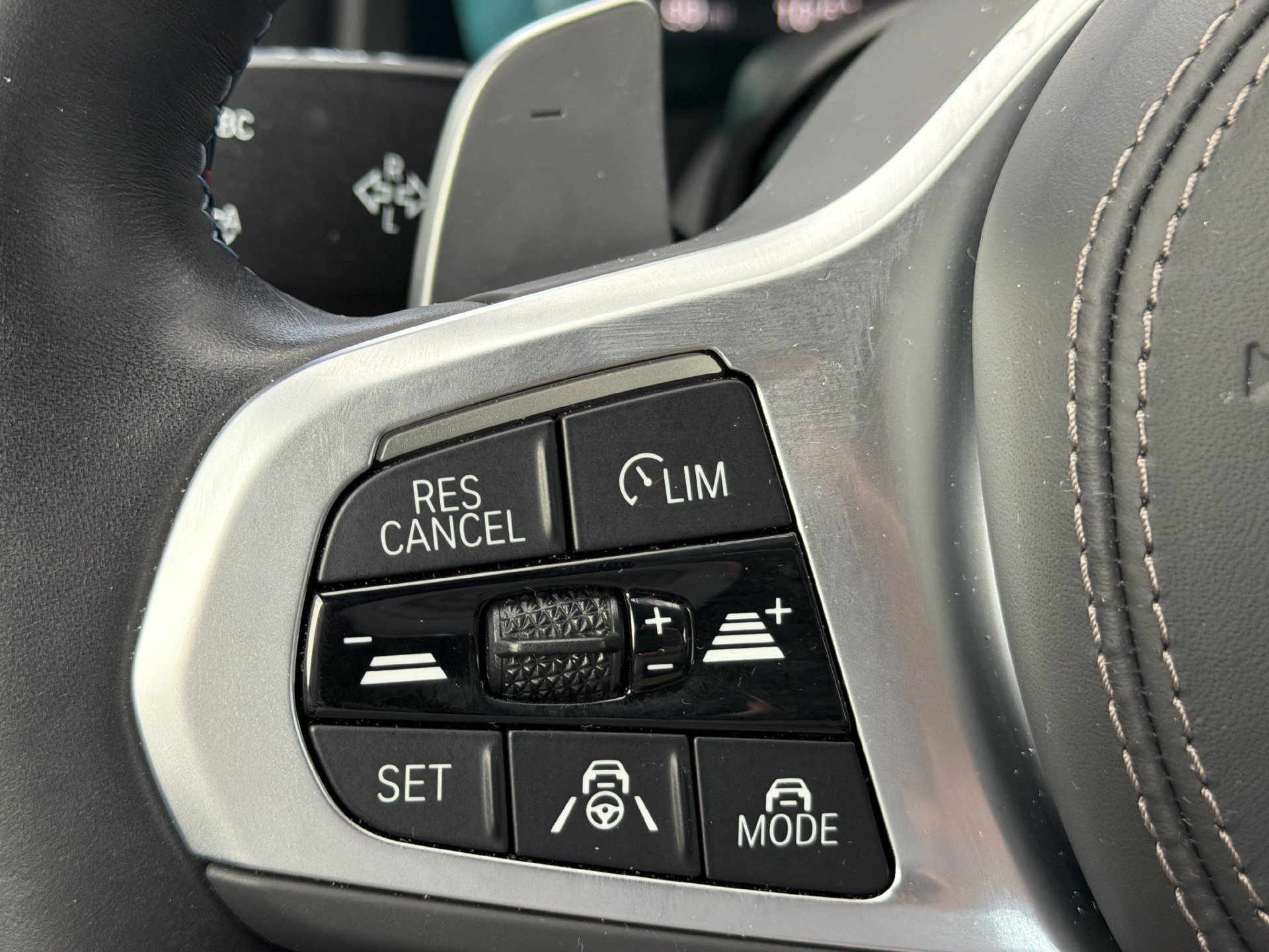 Certified 2026 BMW M850i xDrive AWD/4WD image 31