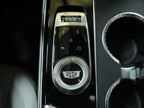 Used 2024 Cadillac Lyriq Luxury image 40