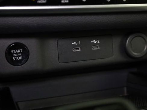 Used 2025 Nissan Rogue SV AWD/4WD image 24