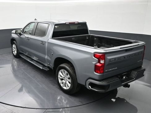 Used 2023 Chevrolet Silverado 1500 Custom image 14