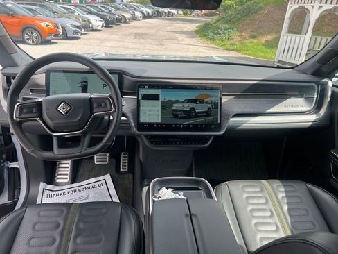 Used 2024 Rivian R1T Adventure image 12