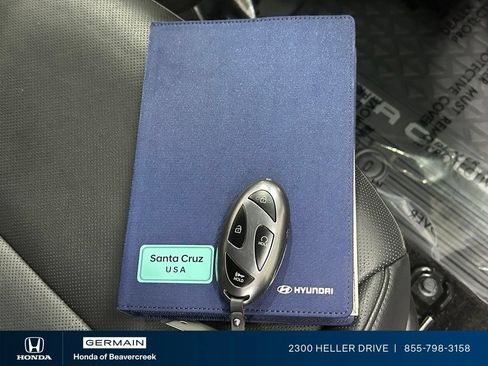 Used 2025 Hyundai Santa Cruz Limited AWD/4WD image 30