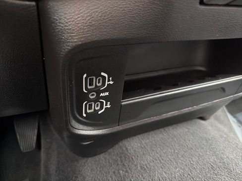 Used 2024 RAM 2500 Big Horn image 30