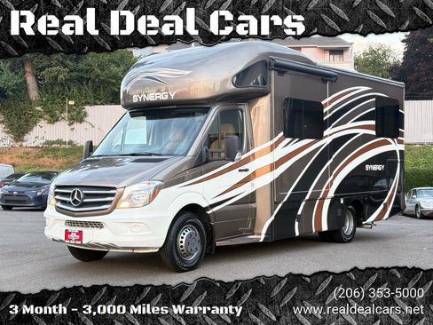 Used 2016 Mercedes-Benz Sprinter 3500 image 1