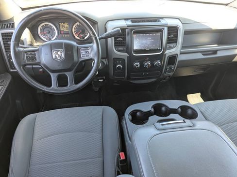 Used 2014 RAM 1500 ST w/ SXT Appearance Group AWD/4WD image 28