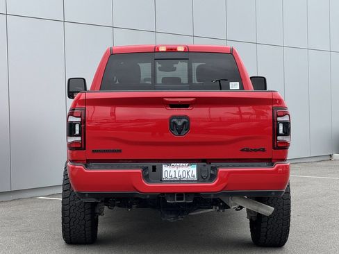 Used 2024 RAM 2500 Big Horn w/ Night Edition AWD/4WD image 4