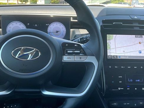 Used 2024 Hyundai Tucson SEL w/ Convenience Package AWD/4WD image 25