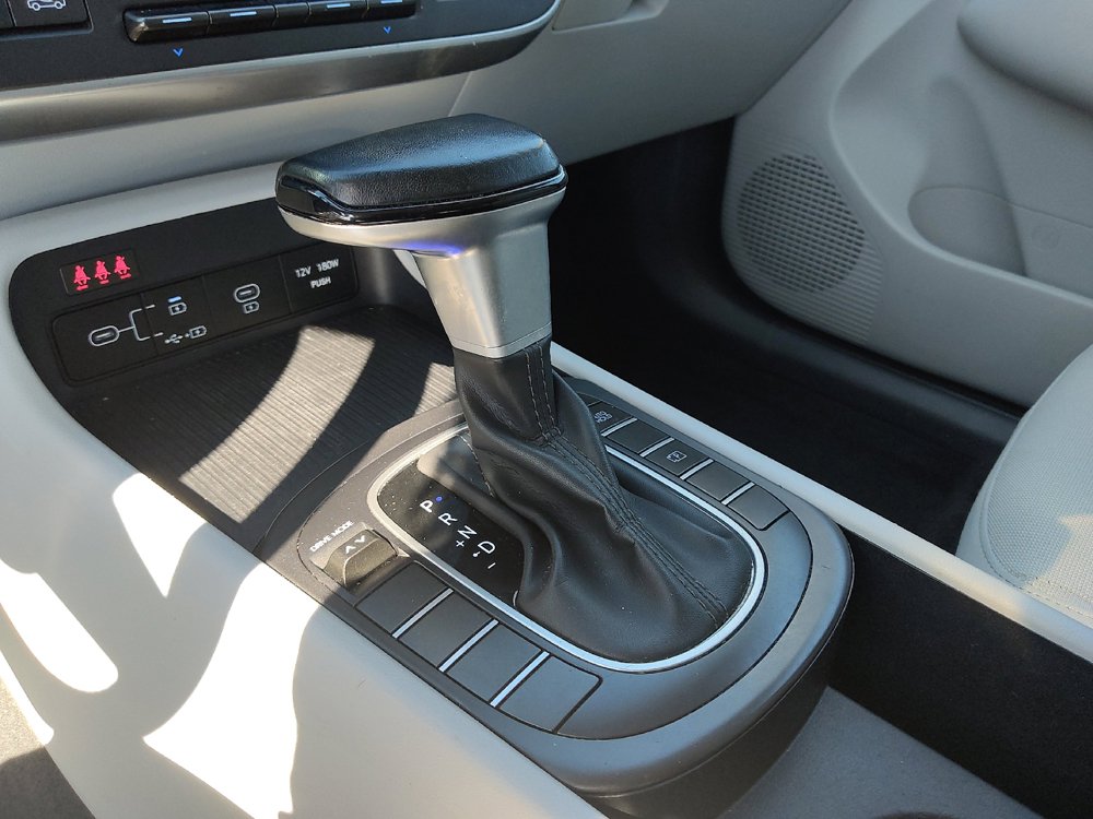 Used 2025 Hyundai Kona SEL FWD image 26