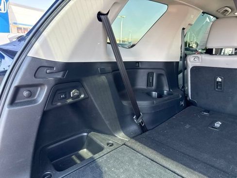Used 2025 Honda Pilot Touring image 24