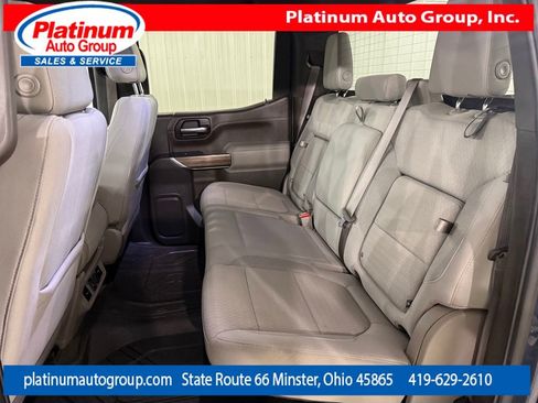 Used 2019 Chevrolet Silverado 1500 LT Trail Boss w/ Convenience Package AWD/4WD image 34