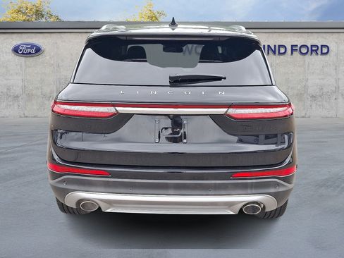 Used 2021 Lincoln Corsair AWD image 5