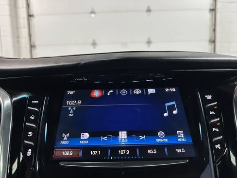 Used 2017 Cadillac Escalade Platinum AWD/4WD image 28