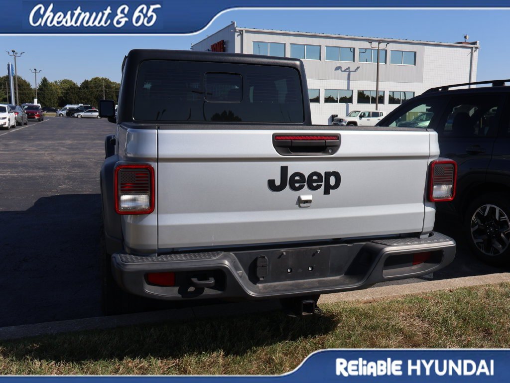 Used 2022 Jeep Gladiator Sport w/ Trailer Tow Package AWD/4WD image 18