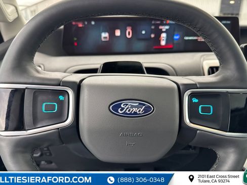 Used 2025 Ford Expedition Max Active image 31