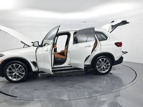 Used 2026 BMW X5 xDrive40i image 75