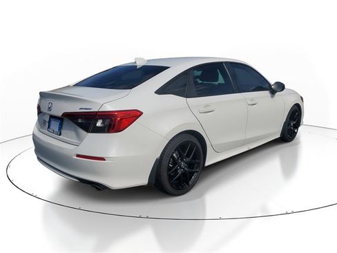 Certified 2024 Honda Civic Sport image 5