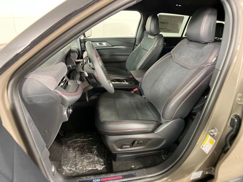 New 2026 Ford Explorer ST image 30