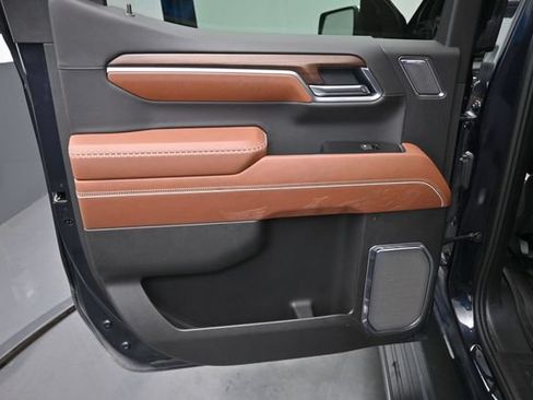 Used 2025 GMC Sierra 1500 Denali Ultimate AWD/4WD image 13