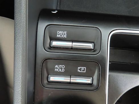 Used 2025 Hyundai Sonata SEL FWD image 26