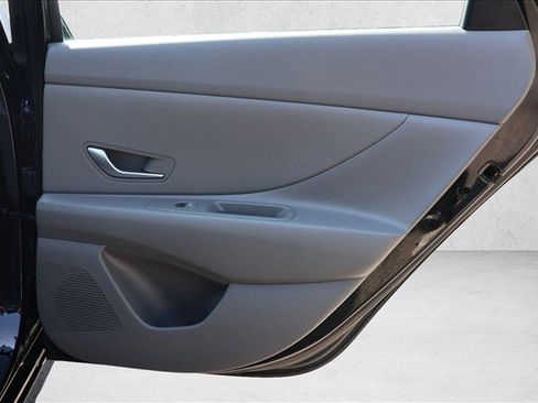 Used 2024 Hyundai Elantra SEL FWD image 26
