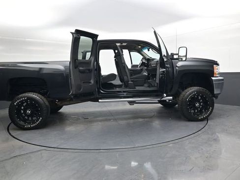Used 2013 Chevrolet Silverado 3500 LT w/ Suspension Package, Off-Road image 40