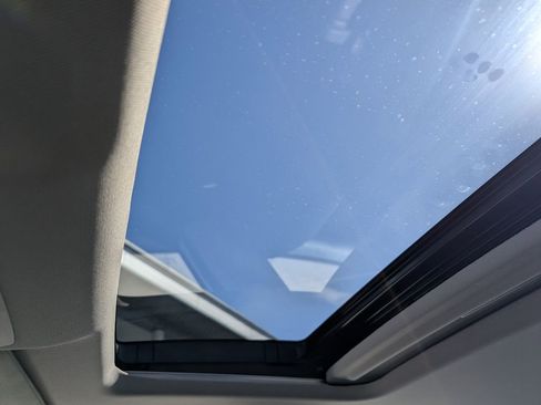 Used 2022 Honda Accord Touring image 5