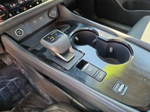 Certified 2021 Nissan Rogue SL FWD image 25