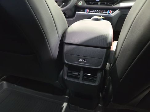 Used 2027 Chevrolet Equinox RS w/ LPO, Floor Liner Package FWD image 27