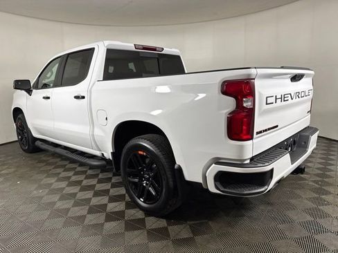 Used 2025 Chevrolet Silverado 1500 RST w/ Redline Edition AWD/4WD image 6