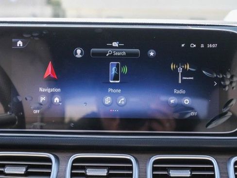 New 2025 Mercedes-Benz GLS 580 4MATIC image 15