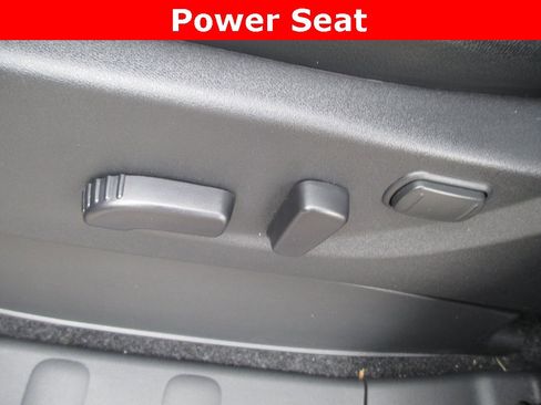 Used 2025 Nissan Frontier PRO-4X w/ Pro Premium Package image 26