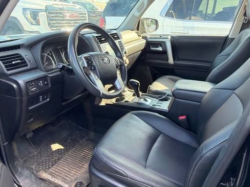Used 2023 Toyota 4Runner TRD Sport AWD/4WD image 6