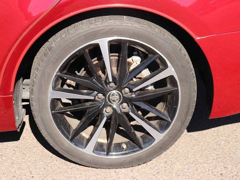 Used 2018 Toyota Camry XSE w/ Driver Assist Package FWD image 9