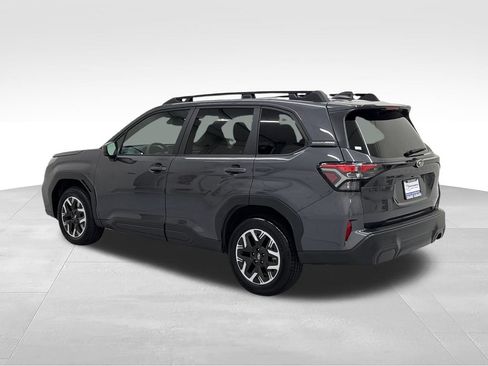 Used 2026 Subaru Forester Premium AWD/4WD image 5