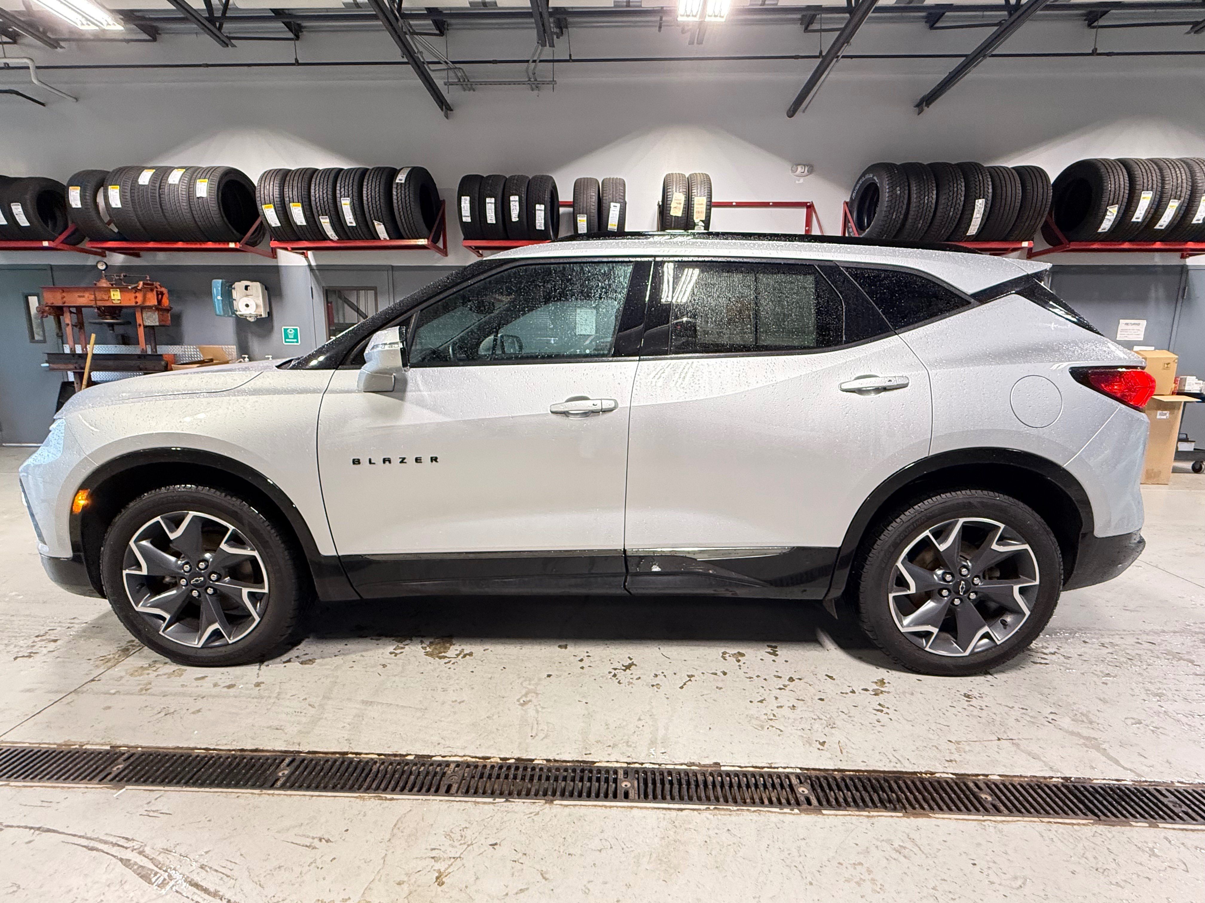 Used 2022 Chevrolet Blazer RS AWD/4WD image 40