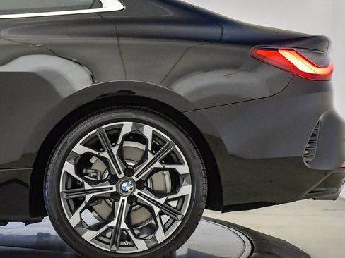 Used 2025 BMW 430i 430i w/ Convenience Package image 11