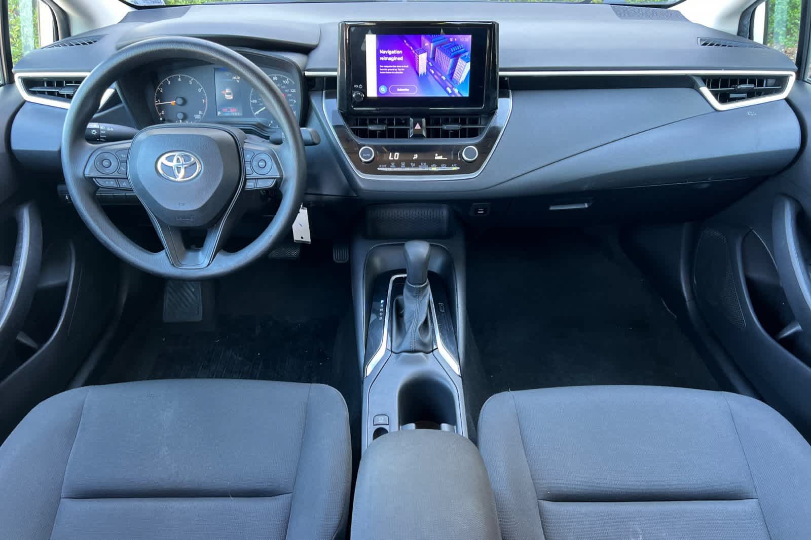 Used 2023 Toyota Corolla LE FWD image 3