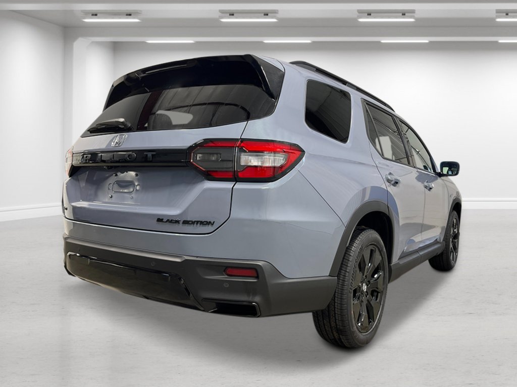 New 2026 Honda Pilot Black Edition image 5