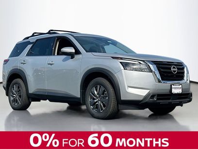 New 2025 Nissan Pathfinder SV