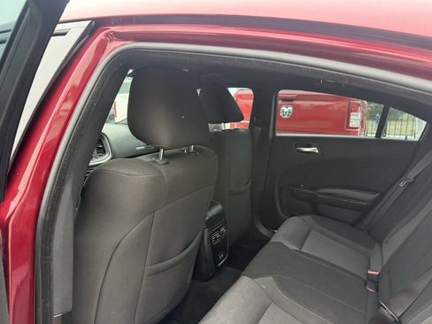 Used 2021 Dodge Charger SXT w/ Blacktop Package RWD image 12