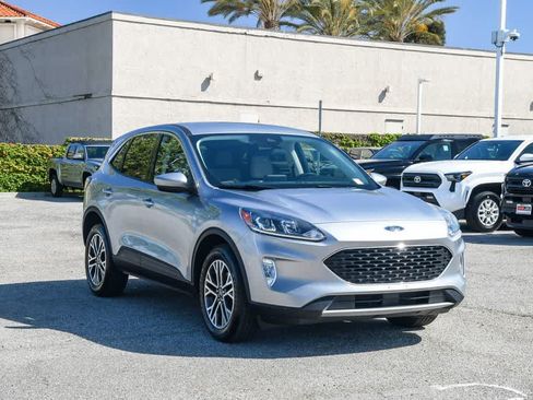 Used 2022 Ford Escape SEL AWD/4WD image 3