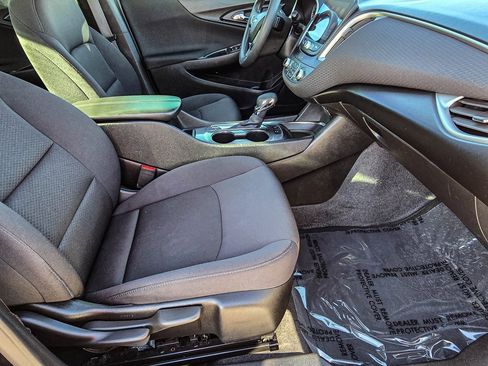 Certified 2024 Chevrolet Malibu LT image 34