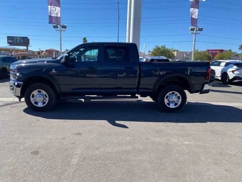 Used 2025 RAM 2500 Tradesman AWD/4WD image 9