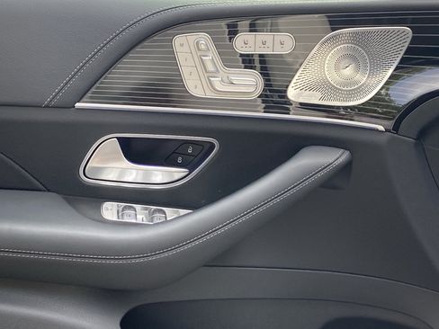 Certified 2024 Mercedes-Benz GLS 450 4MATIC image 19