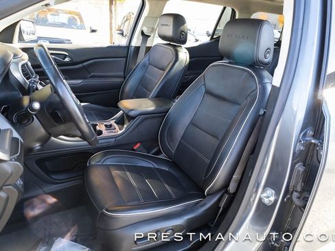 Used 2022 GMC Acadia Denali w/ Denali Ultimate Package image 21